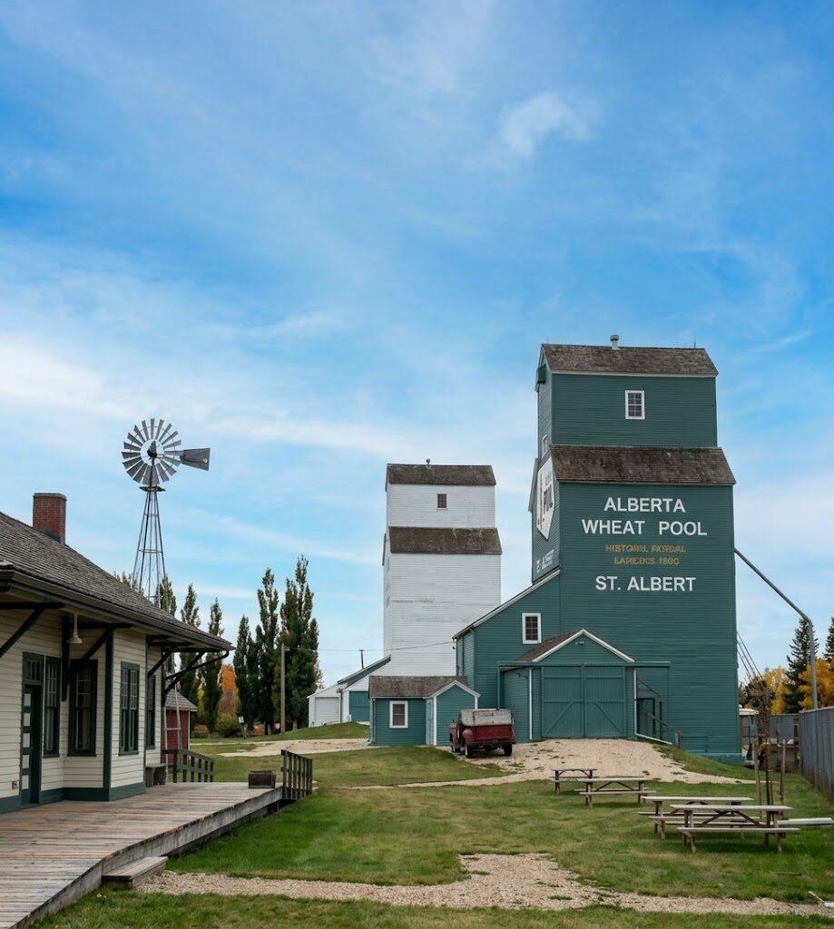 Solar Installation in St. Albert: The Definitive Guide to Clean Energy and Self-Generation in Greater Edmonton